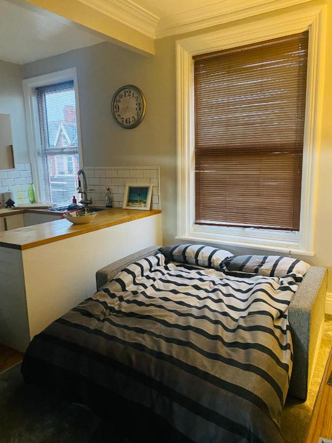 1 Bedroom Spacious Apartment Lytham St Annes Kültér fotó